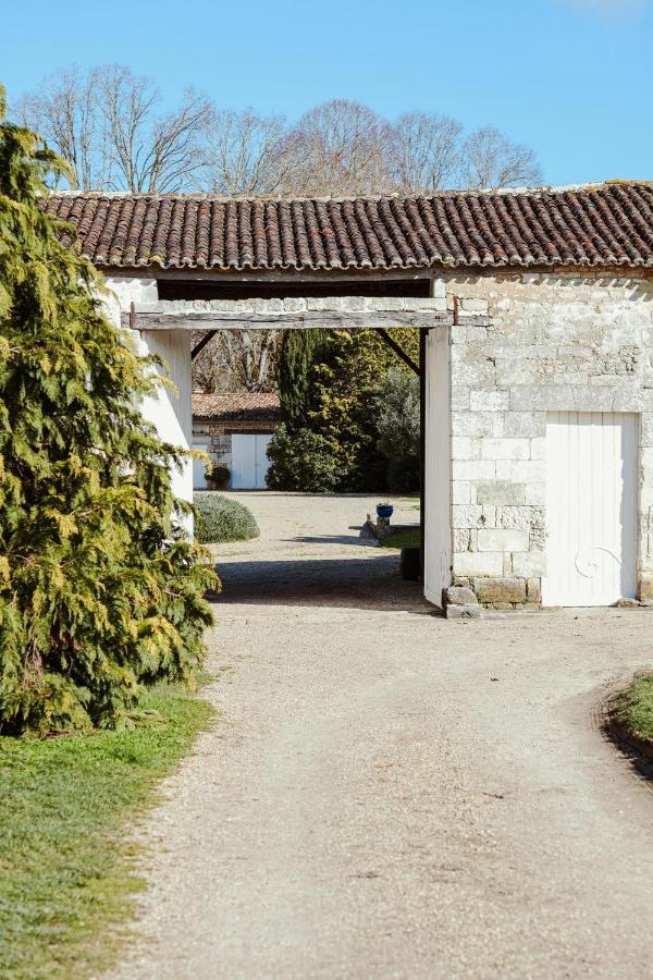 Saint-Porchaire Chateau De La Vallade מראה חיצוני תמונה