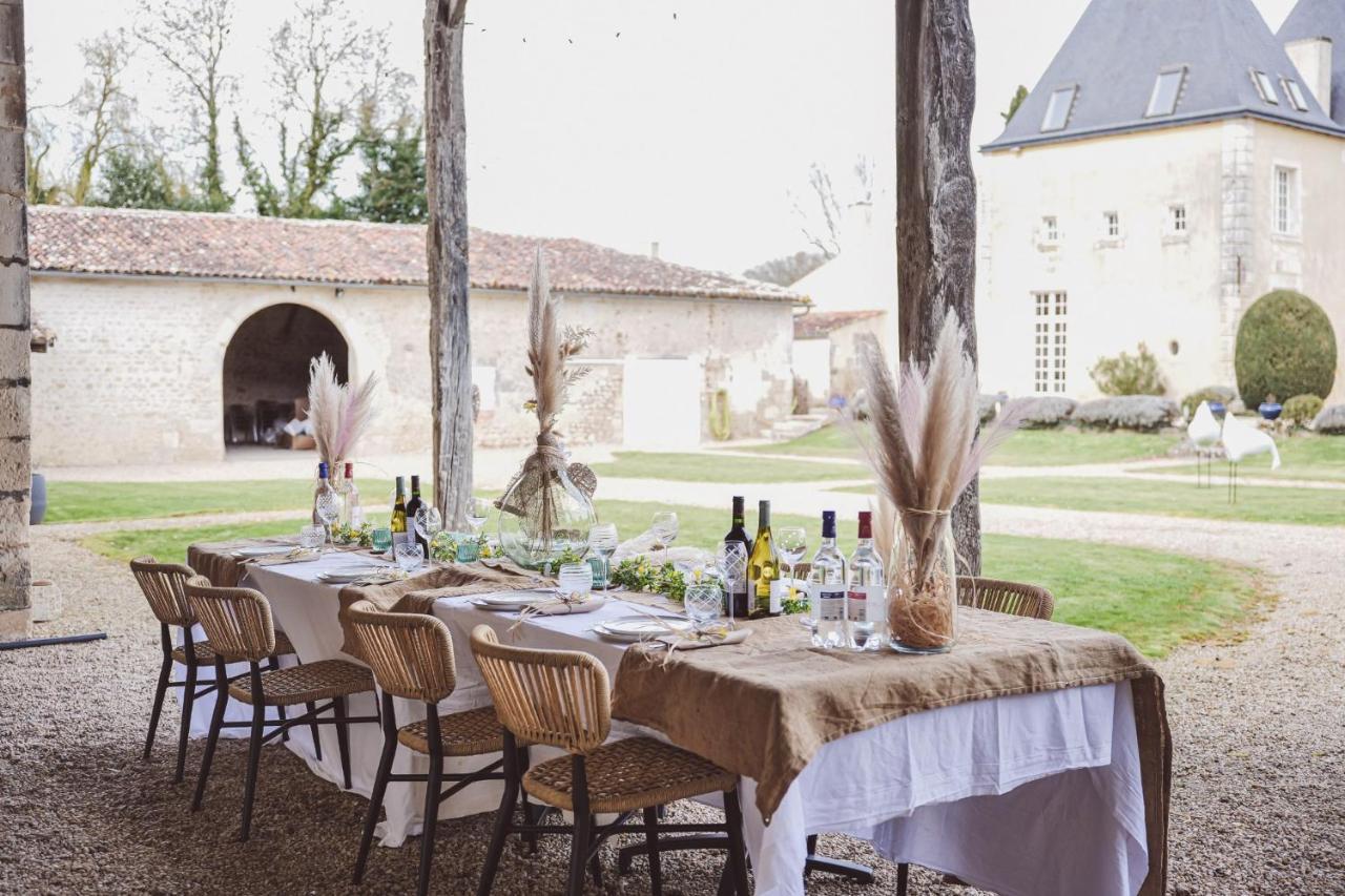 Saint-Porchaire Chateau De La Vallade מראה חיצוני תמונה
